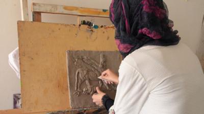 Yasmine, sculptor