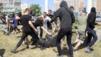 Protesters attack police in Kiev, 6 June 2015