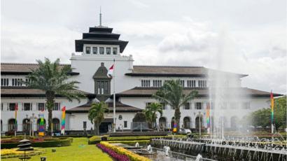Pusat Pemerintahan Jawa Barat Dipindah Dari Bandung Ridwan