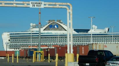 Du thuyền Grand Princess đậu ở cảng Oakland, California hôm 11/3