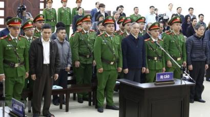 Các bị cáo phiên tòa.