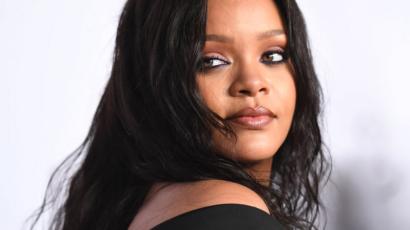 Rihanna Opens Up About Her Relationship With Drake Bbc News
