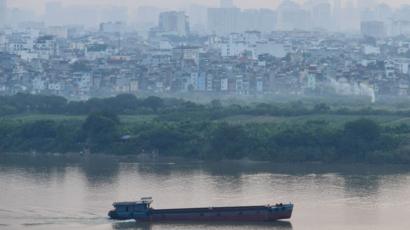 Không khí mờ đặc bao quanh Hà Nội nhiều tháng qua