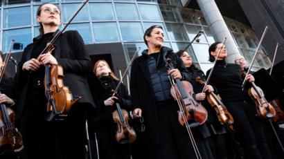 Violininsts from Opera Paris