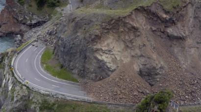 New Zealand Quake The Cut Off Tourist Town Of Kaikoura Bbc News