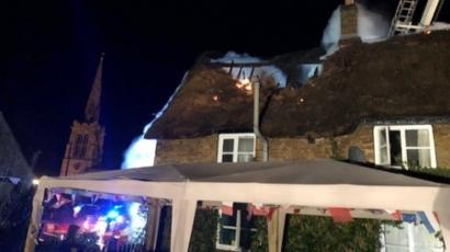 Bulwick Thatched Cottage Fire Damages Village Shop Bbc News