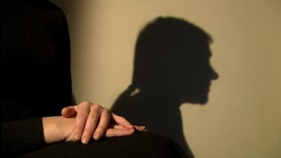 Birmingham revenge porn victim had strangers arrive at home - BBC News