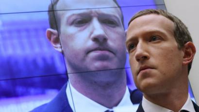 スター ウォーズ人気俳優 フェイスブック削除 政治広告を非難 Bbc