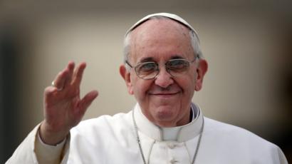 Pope Francis makes it easier for Catholics to remarry - BBC News