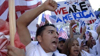 Manifestantes de origen latino en Dallas