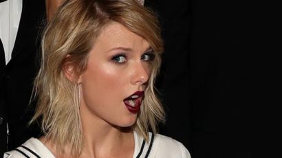 Taylor Swift Sells 1m Albums In Four Days Bbc News
