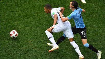 نهائيات كأس العالم 2018 فرنسا في نصف النهائي على حساب أوروغواي