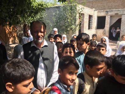 ښوونکی