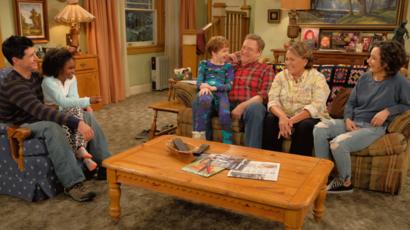 Roseanne S Back Still Feisty And Funny But Not As Good As The