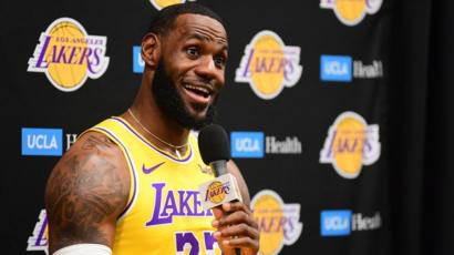 China Nba How One Tweet Derailed The Nba S China Game Plan Bbc News