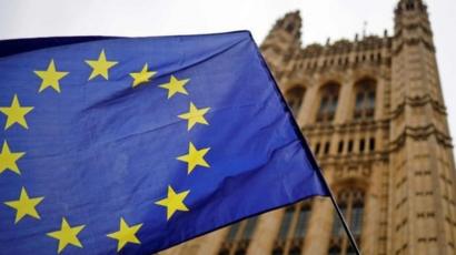 英国脱欧：欧盟同意英国脱欧延到明年一月底- BBC News 中文