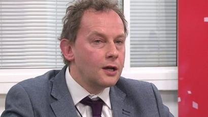 Gareth Bennett Faces Week S Welsh Assembly Ban Over Barmaid Video
