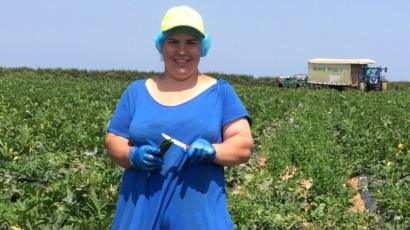Brexit Farm Trial I Really Like The Work Bbc News