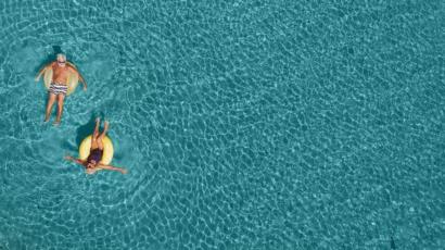 নিজের সঞ্চয় কিভাবে ব্যয় করবেন ভাবুন