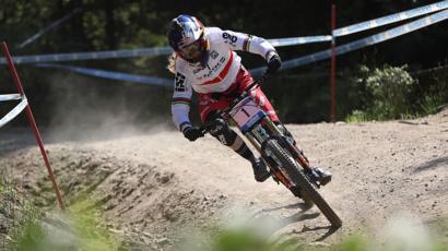 rachel atherton downhill