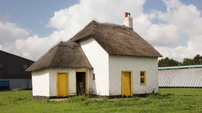 Thorney S Landmark Canary Cottage Gets Grade Ii Listing Bbc News