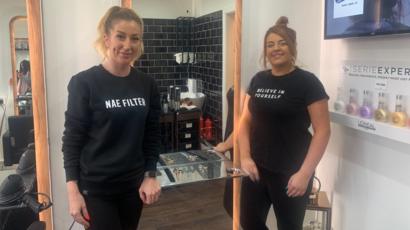 Glasgow Salon Offers Haircuts For Homeless People Bbc News