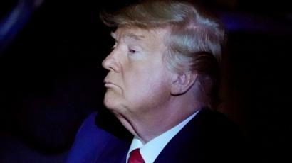 Resultado de imagem para trump não precisa do senado, apenas do seu twitter