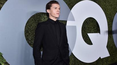 Tom Holland Fan Recreates Gq Photoshoot Bbc News