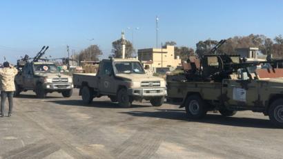 مدرعات على حدود طرابلس