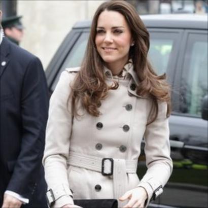 kate middleton burberry trench coat