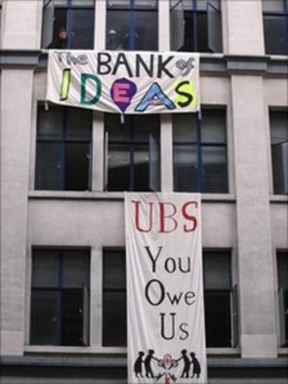 Occupy London Protesters Take Over Empty Bank Office Bbc News