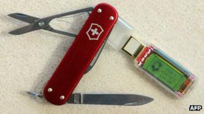 swiss army knife checked baggage