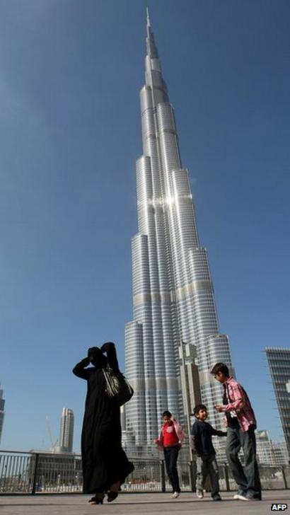 Offices Stand Empty In Tallest Tower The Burj Khalifa Bbc