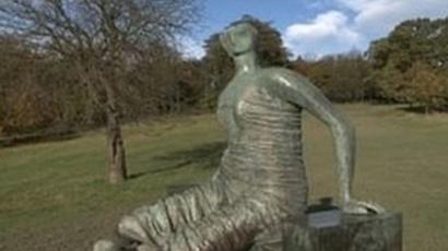Henry Moore S Castleford Birthplace Gets Blue Plaque Bbc News