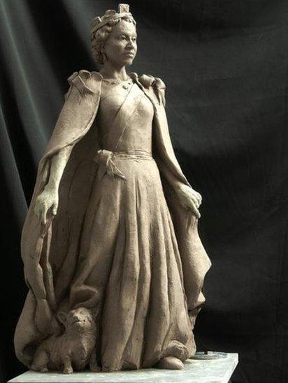 Prototype statue of Queen Elizabeth II