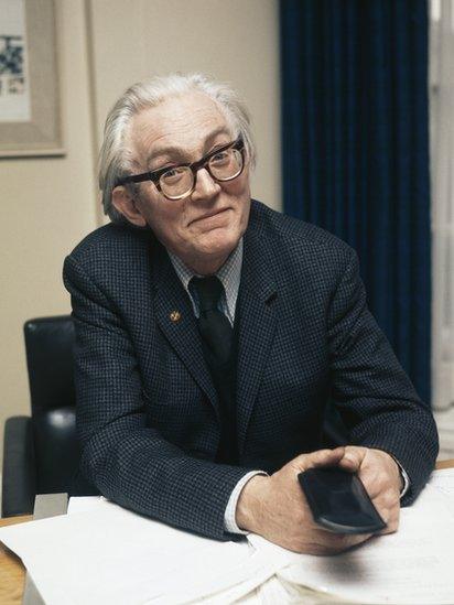 In pictures: Centenary of Michael Foot's birth - BBC News