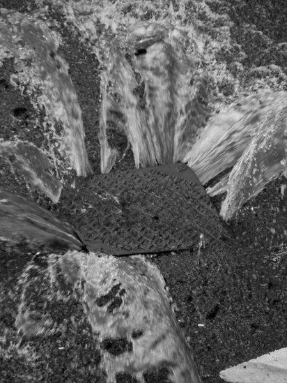 Burst drain