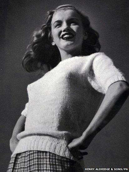 Rare negative of Marilyn Monroe during her first professional photo shoot