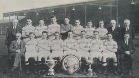 The treble winning 1936/37 team