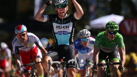 Mark Cavendish wins stage seven