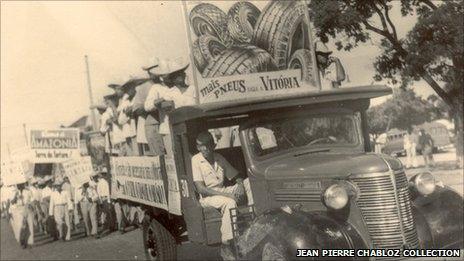Truck carrying workers recruited for the rubber plantations - Photo courtesy Jean Pierre Chabloz Collection, Federal University of Ceara