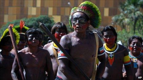 Kaiapo Indians dance in front of the National Congress
