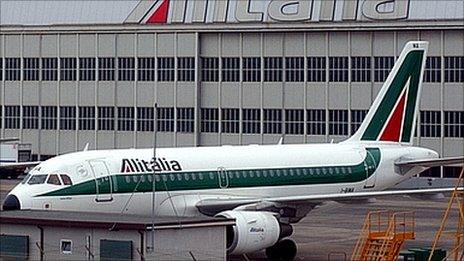 Alitalia plane (library picture)