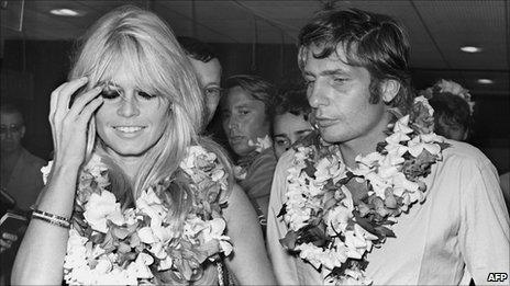 Brigitte Bardot and Gunter Sachs in Tahiti (June 1966)