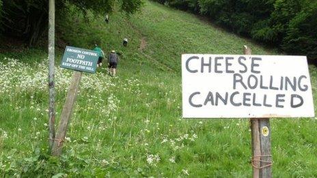 Sign at bottom of Cooper's Hill saying the Cheese Rolling is cancelled
