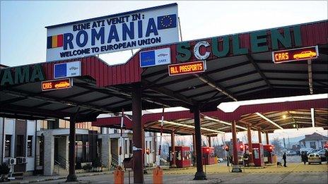 Sign on Romania-Moldova border - file pic