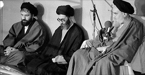 Ali Khamenei (centre) with Ahmad Khomeini (L) and Ayatollah Khomeini - File photo