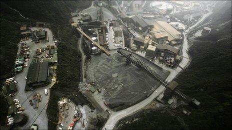 An aerial view shows the site of the Grasberg Mine, operated by the US-based Freeport McMoRan Copper Gold in Indonesia's Papua province in this November 4, 2010 file photo