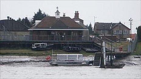 Ferry on River Great Ouse at King's Lynn