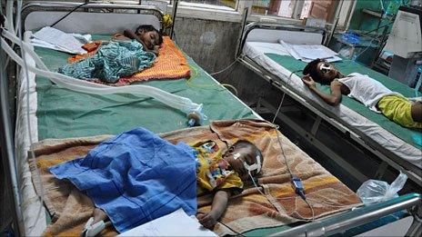 Child suffering from viral encephalitis in a Gorakhpur hospital